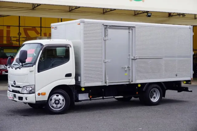 日野 デュトロ 2RG-XZU655M(2WD)の写真1