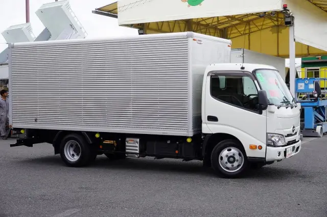 日野 デュトロ 2RG-XZU655M(2WD)の写真6