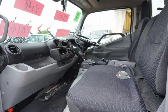日野 デュトロ 2RG-XZU655M(2WD)の写真37