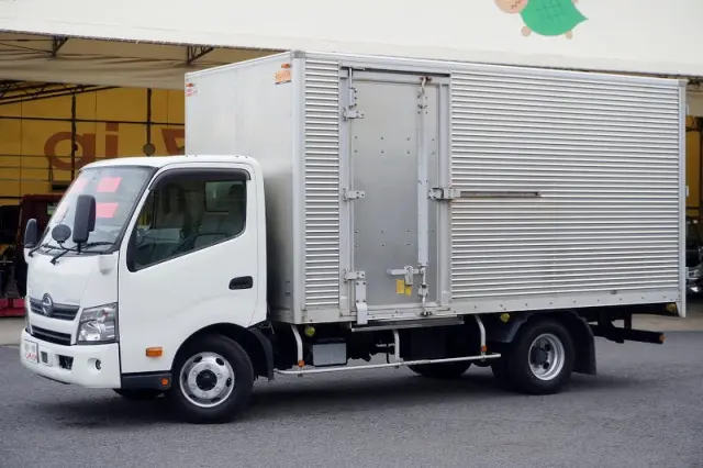 日野 デュトロ TKG-XZU712M(2WD)の写真1
