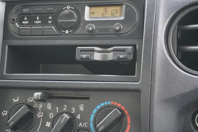 日野 デュトロ TKG-XZU712M(2WD)の写真32
