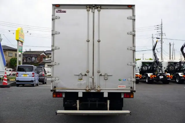いすゞ エルフ 2RG-NPR88AN(2WD)の写真4