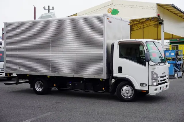 いすゞ エルフ 2RG-NPR88AN(2WD)の写真6