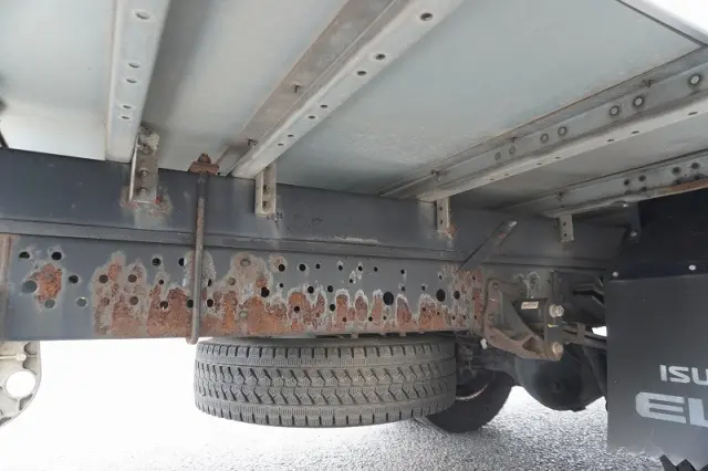 いすゞ エルフ 2RG-NPR88AN(2WD)の写真13