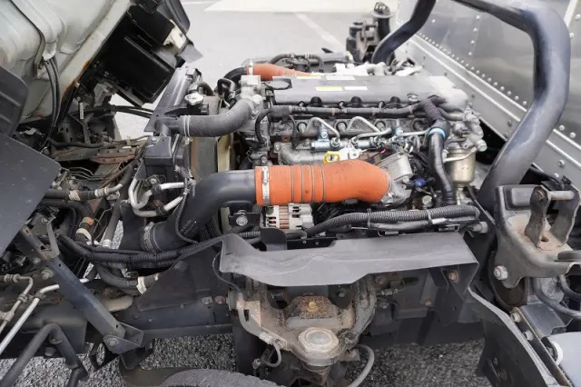 いすゞ エルフ 2RG-NPR88AN(2WD)の写真15