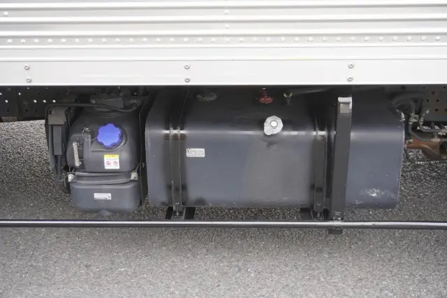 いすゞ エルフ 2RG-NPR88AN(2WD)の写真29