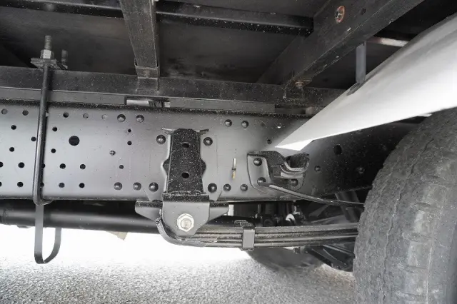 日産 アトラス 2RG-APR88AN(2WD)の写真12