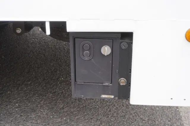 日産 アトラス 2RG-APR88AN(2WD)の写真28