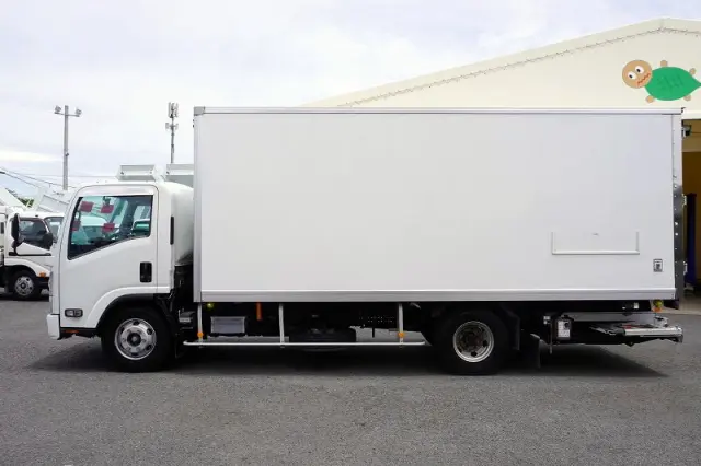 いすゞ エルフ 2RG-NPR88YN(2WD)の写真3