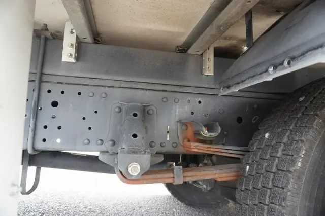 いすゞ エルフ 2RG-NPR88YN(2WD)の写真12