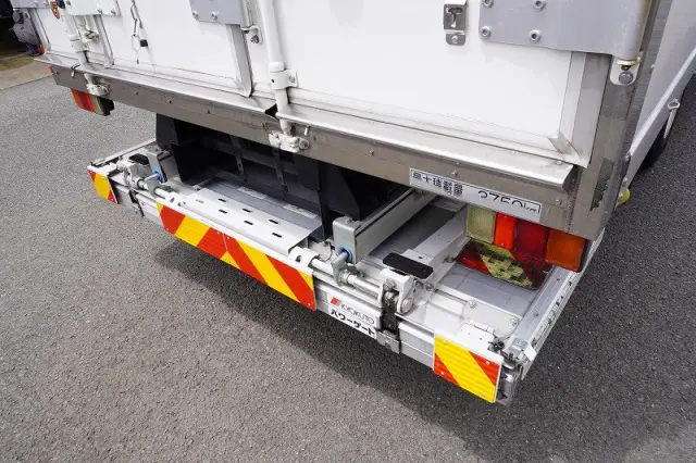 いすゞ エルフ 2RG-NPR88YN(2WD)の写真35