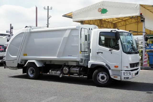 三菱 ファイター 2KG-FK72F(2WD)の写真6