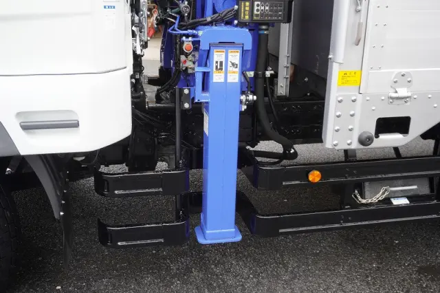 三菱 ファイター 2KG-FK62FZ(2WD)の写真25