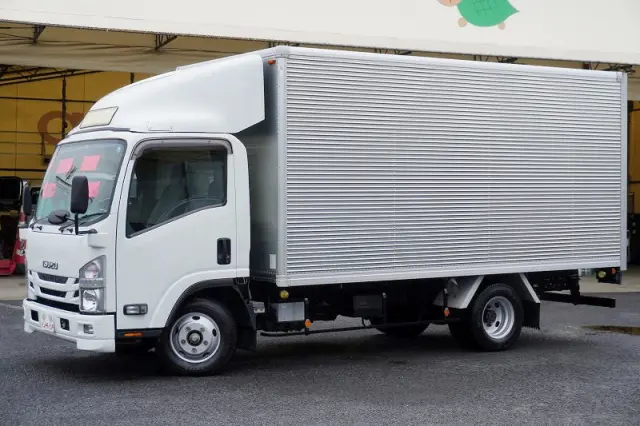 いすゞ エルフ TPG-NPR85AN(2WD)の写真1