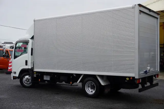 いすゞ エルフ TPG-NPR85AN(2WD)の写真7