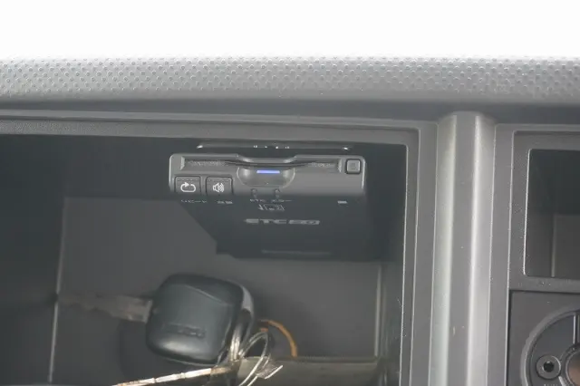 いすゞ エルフ TPG-NPR85AN(2WD)の写真28