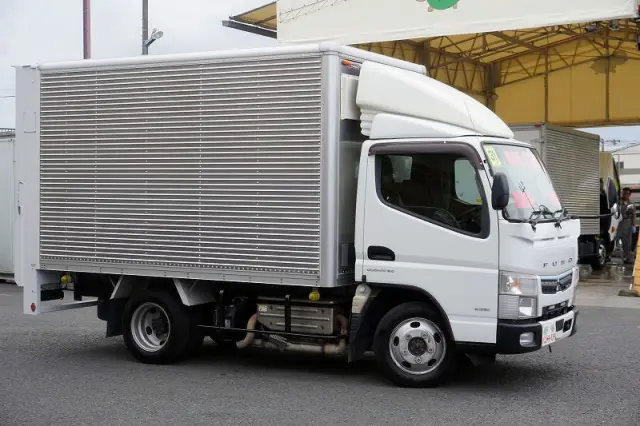 三菱 キャンター TPG-FDA50(4WD)の写真6