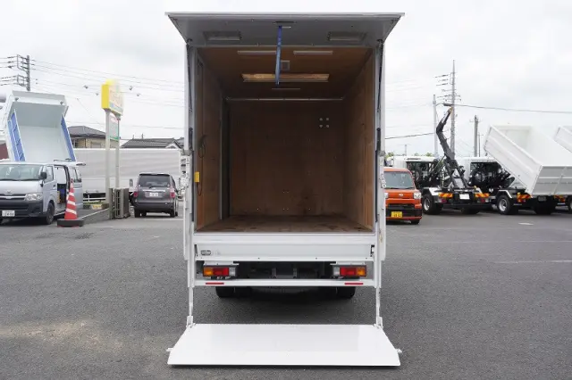 三菱 キャンター TPG-FDA50(4WD)の写真20