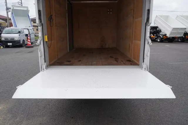 三菱 キャンター TPG-FDA50(4WD)の写真26