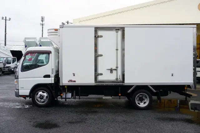 三菱 キャンター TPG-FEA50(2WD)の写真3