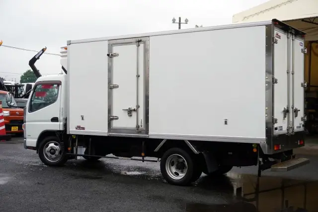 三菱 キャンター TPG-FEA50(2WD)の写真7