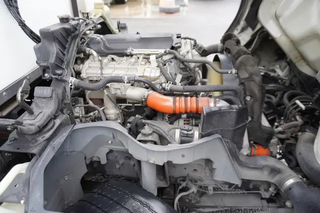三菱 キャンター TPG-FEA50(2WD)の写真17
