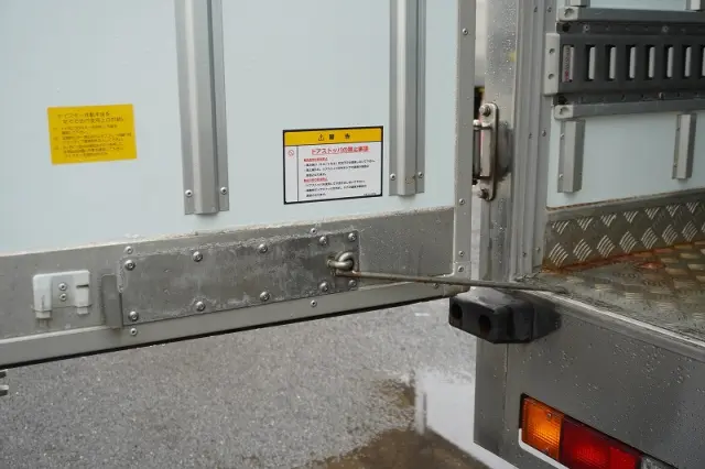 三菱 キャンター TPG-FEA50(2WD)の写真27
