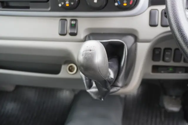 三菱 キャンター TPG-FEA50(2WD)の写真33