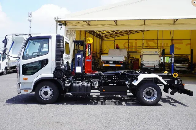 三菱 ファイター 2KG-FK72F(2WD)の写真3