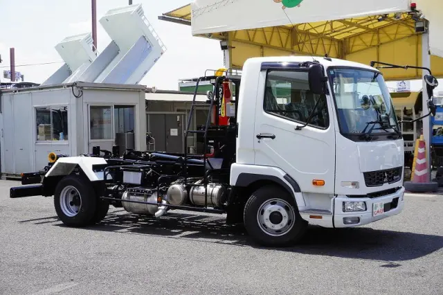 三菱 ファイター 2KG-FK72F(2WD)の写真6