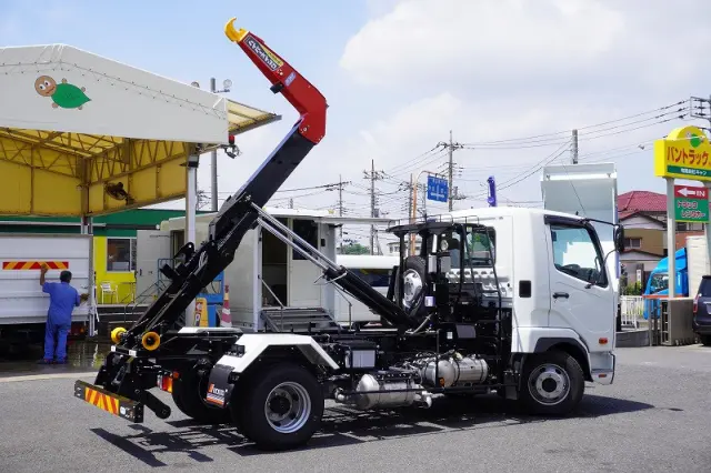 三菱 ファイター 2KG-FK72F(2WD)の写真22