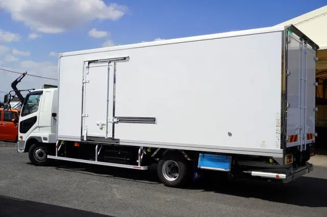 三菱 ファイター 2KG-FK65F(2WD)の写真7