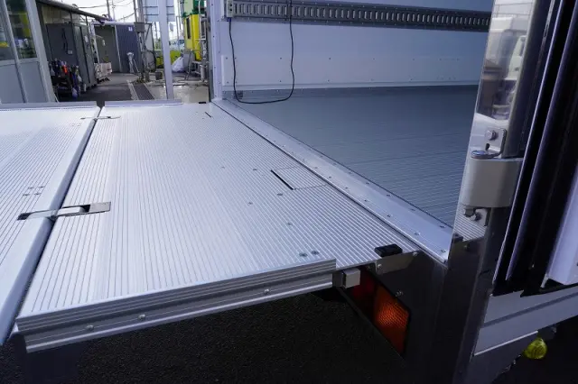 三菱 ファイター 2KG-FK65F(2WD)の写真29
