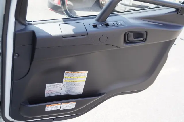 三菱 ファイター 2KG-FK65F(2WD)の写真44