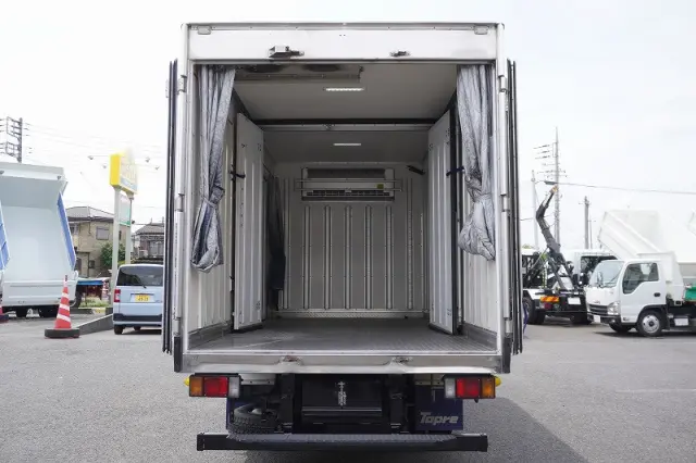 いすゞ エルフ 2RG-NPR88AN(2WD)の写真19