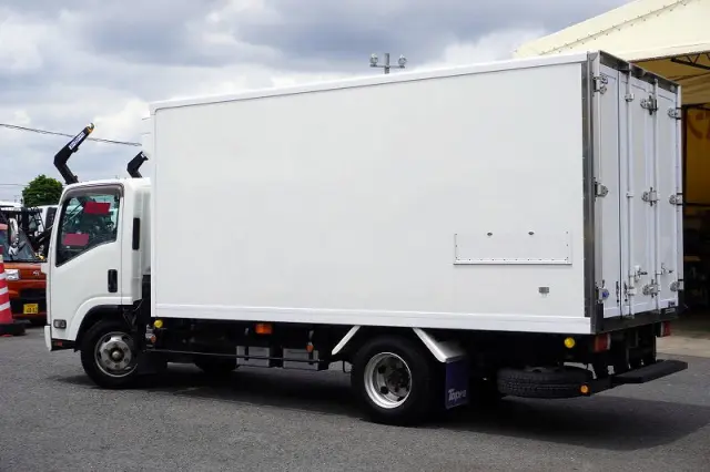 いすゞ エルフ 2RG-NPR88AN(2WD)の写真7