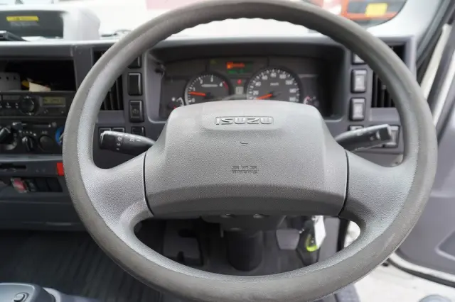 いすゞ エルフ 2RG-NPR88AN(2WD)の写真28