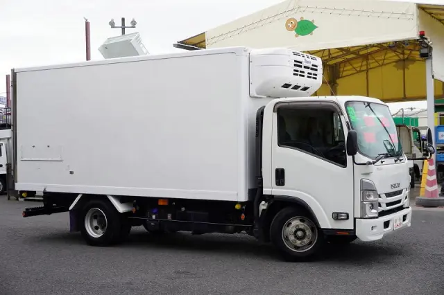 いすゞ エルフ 2RG-NPR88AN(2WD)の写真6