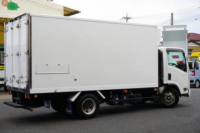いすゞ エルフ 2RG-NPR88AN(2WD)の写真8