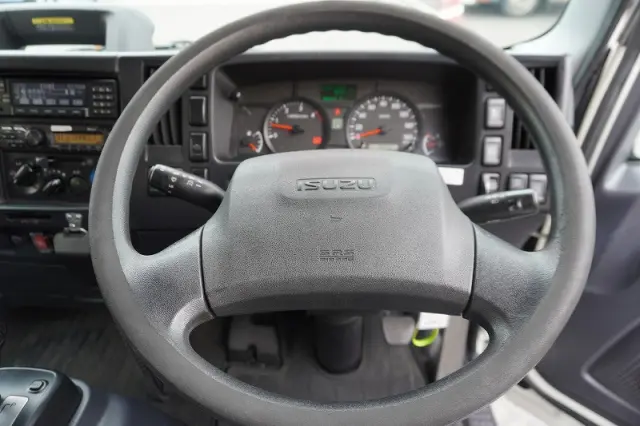 いすゞ エルフ 2RG-NPR88AN(2WD)の写真28