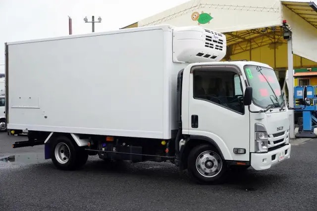 いすゞ エルフ 2RG-NPR88AN(2WD)の写真6