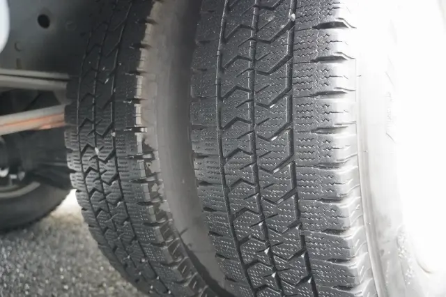 いすゞ エルフ 2RG-NPR88AN(2WD)の写真10