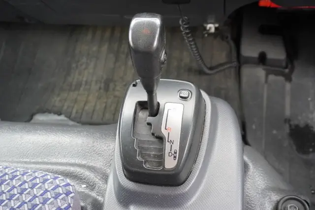 いすゞ エルフ 2RG-NPR88AN(2WD)の写真29