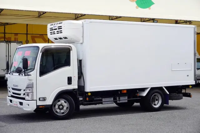 いすゞ エルフ 2RG-NPR88AN(2WD)の写真1