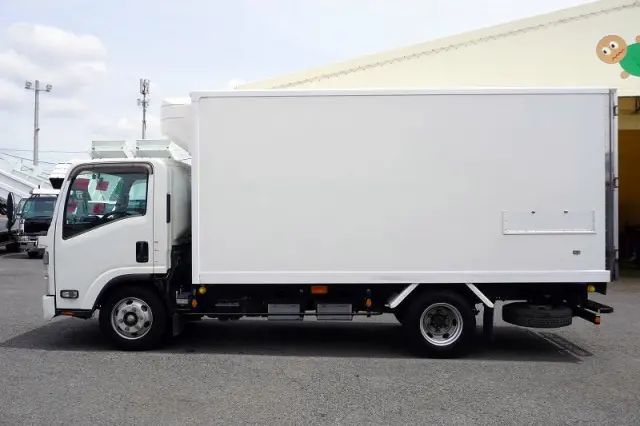 いすゞ エルフ 2RG-NPR88AN(2WD)の写真3
