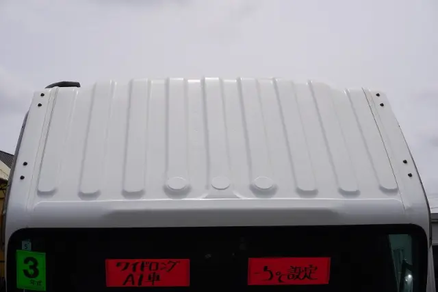 いすゞ エルフ 2RG-NPR88AN(2WD)の写真16