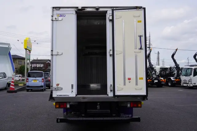 いすゞ エルフ 2RG-NPR88AN(2WD)の写真23