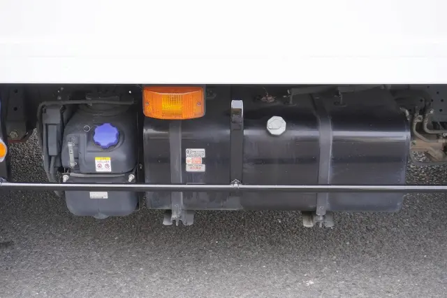 いすゞ エルフ 2RG-NPR88AN(2WD)の写真27