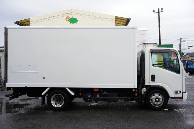 いすゞ エルフ 2RG-NPR88AN(2WD)の写真5