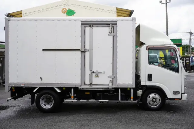 いすゞ エルフ TPG-NMR85AN(2WD)の写真5